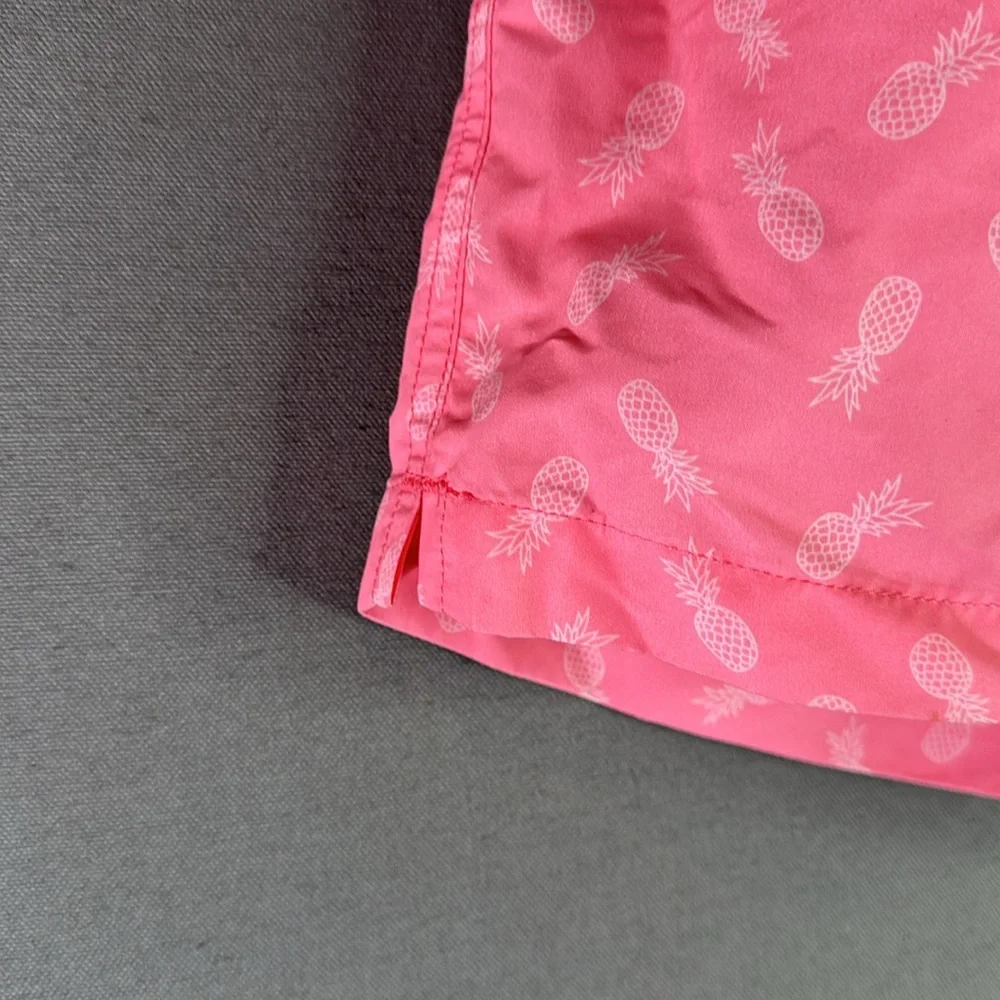 Maamgic‎ Men's Pink Swim Shorts size small